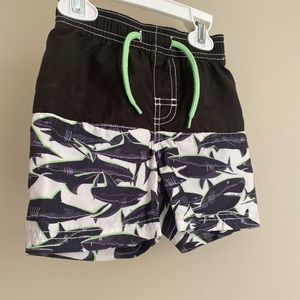 Old Navy Swim trunks 18-24 M